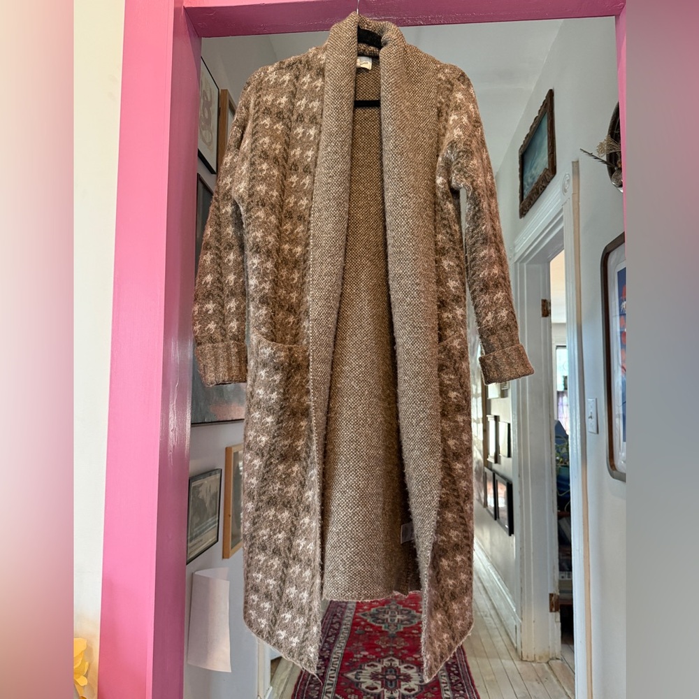 Heartloom Brown and Cream Knit Cardigan